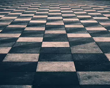 Conditional Order Distance alters the rules. As space opens, repetition gives way to variation, revealing a different logic shaped by perspective rather than consistency.