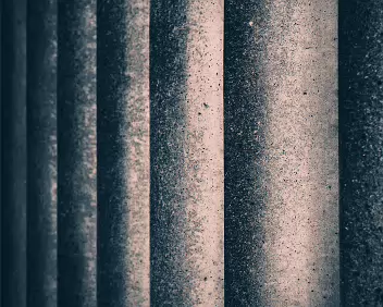 Alternate Logic A new pattern asserts itself without reference to what came before. Structure remains, but its form is dictated by location, not continuity.